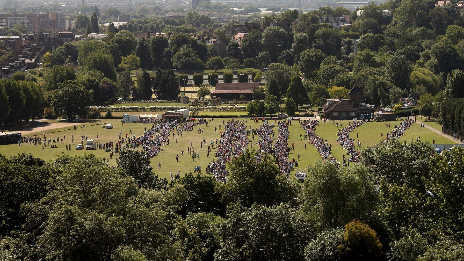 示了俱樂部 示了俱樂部